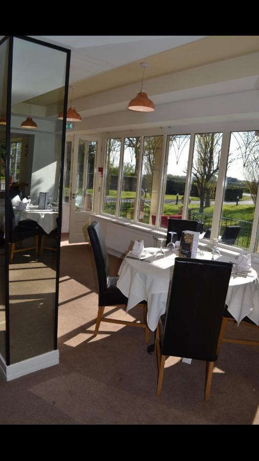 The Residence @ Jaipur Easingwold Extérieur photo