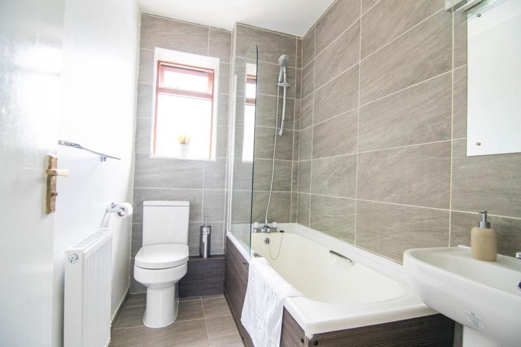 The Residence @ Jaipur Easingwold Extérieur photo